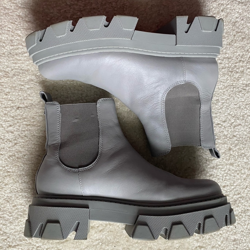SAM EDELMAN boots